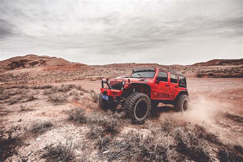 Take Your Off-Roading to the Next Level with the Magic Box Jeep